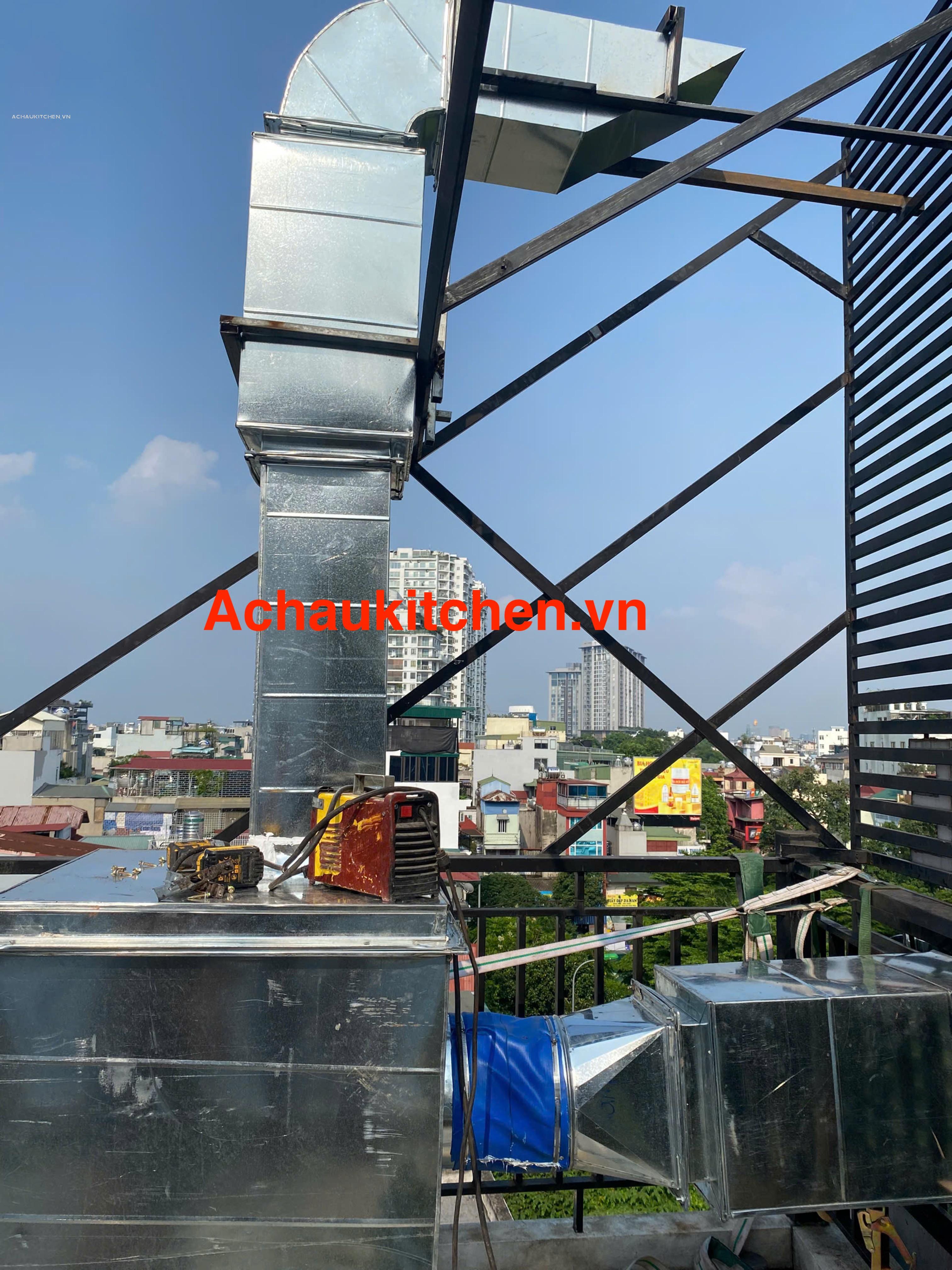 Hút mùi nhà hàng - bếp công nghiệp (28)