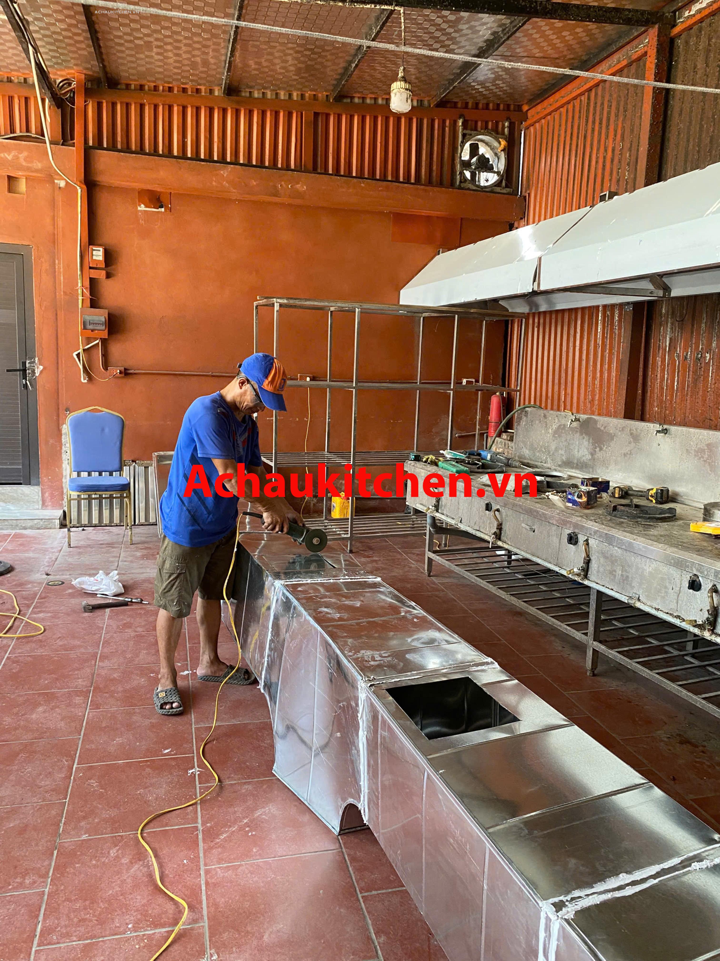 Bếp công nghiệp, hút mùi bếp công nghiệp (13)