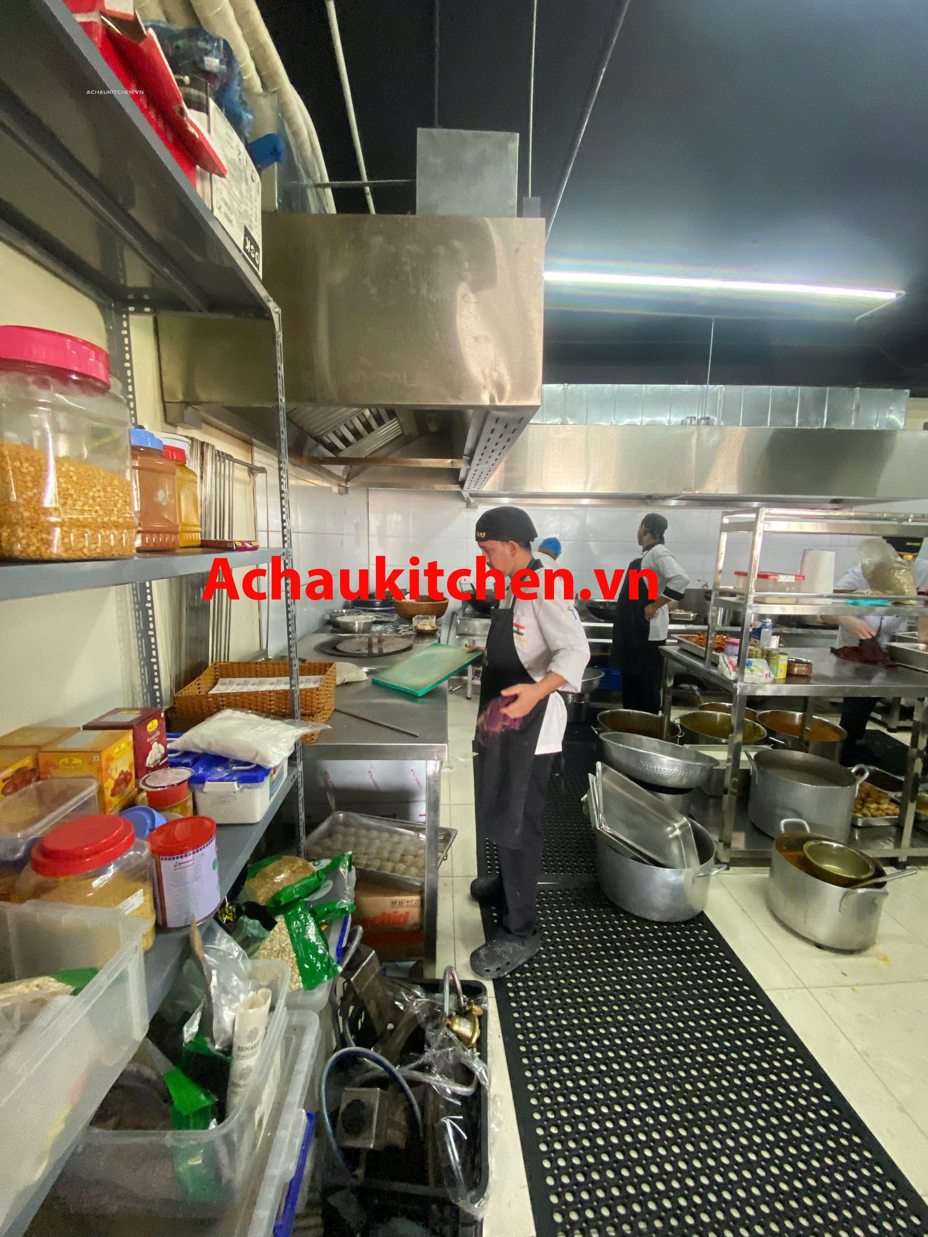 Hút mùi nhà hàng, bếp công nghiệp (2)