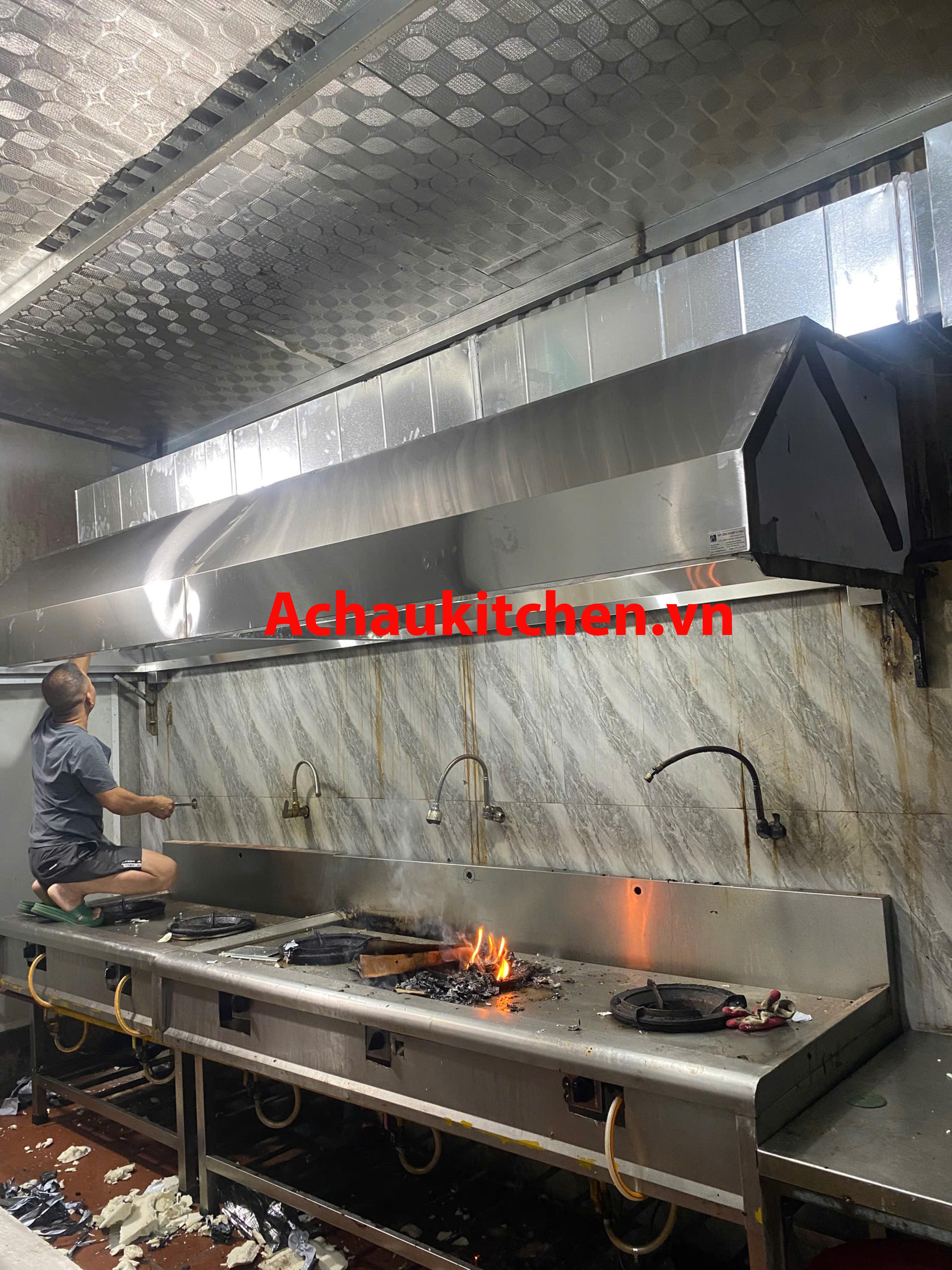 Hút mùi bếp công nghiệp nhà hàng (4)