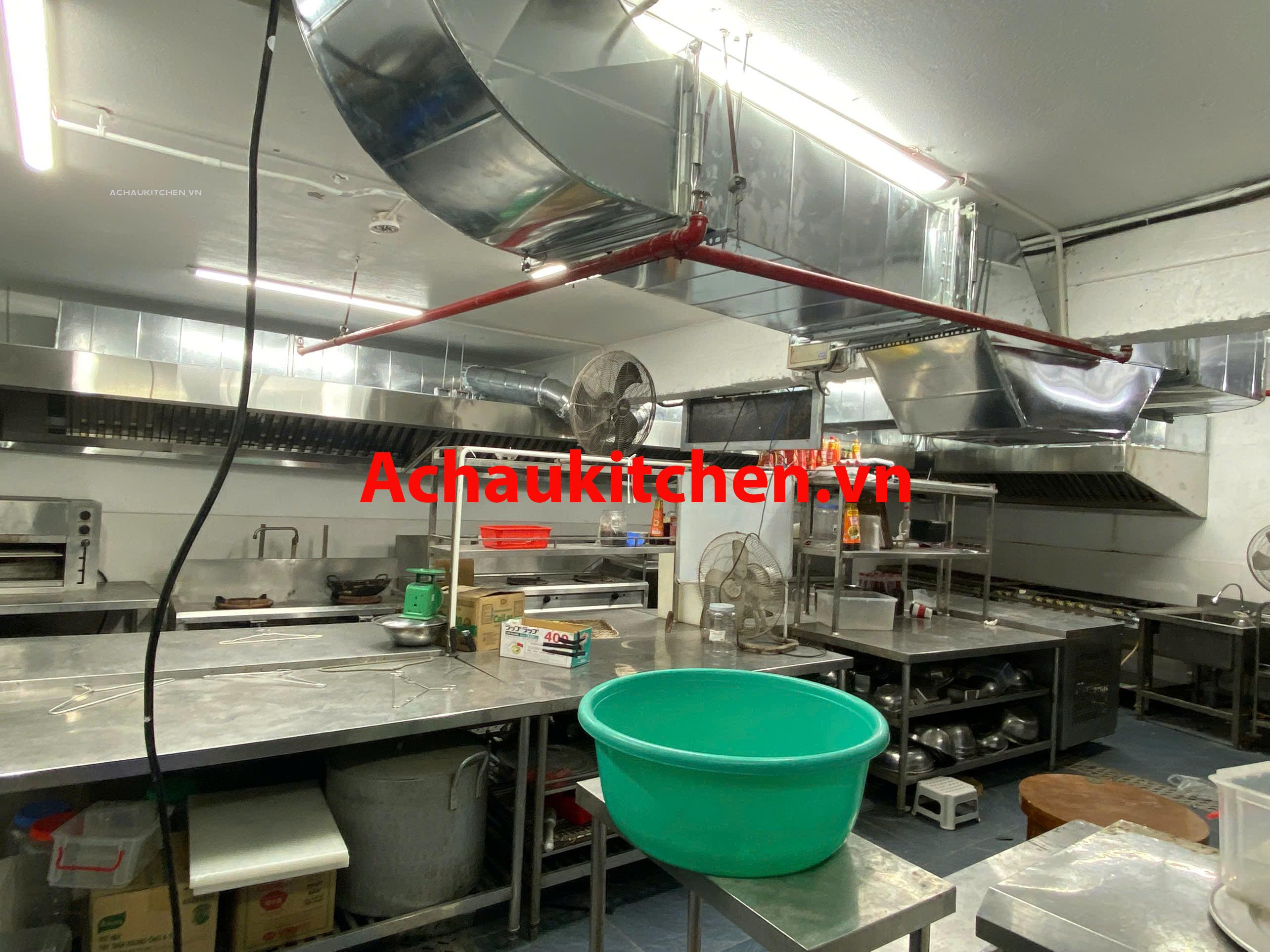 https://achaukitchen.vn/upload/2026-08-20/hút-mùi-nhà-hàng5.jpg